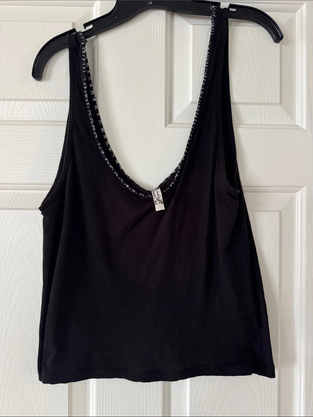 Intimately Free People Black Scoop-Back Tank with Contrast Trim medium